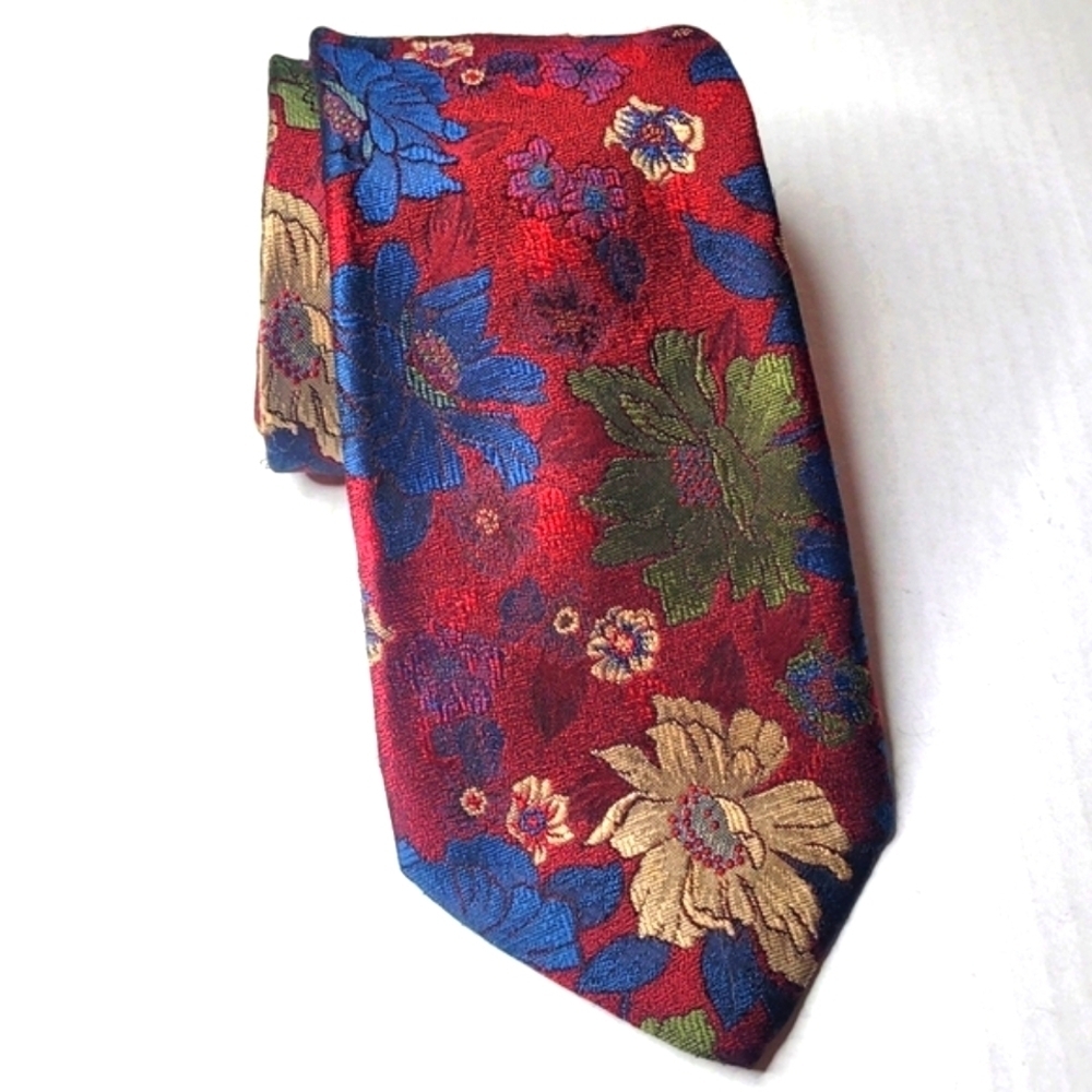 Van Heusen Classic Collection Mens Necktie